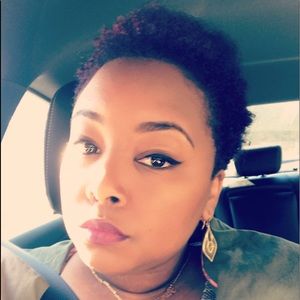 Meet your Posher, Jasmine